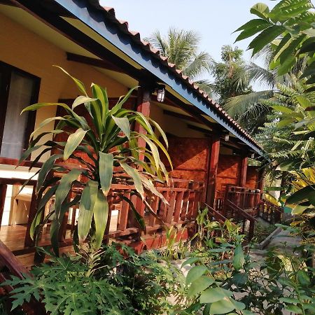 Sayyaphone Guesthouse Thakho Екстер'єр фото